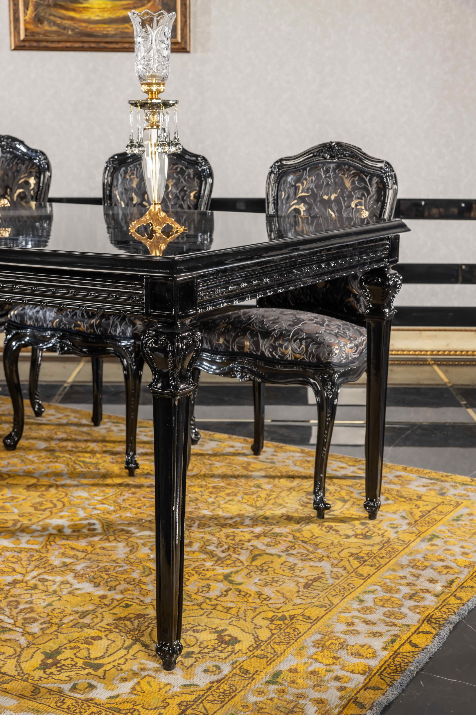میز ناهار خوری فرانسوی